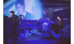 荆棘吻过星辰,探寻命运交织的传奇人生